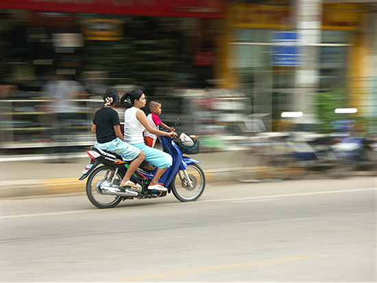 Pitsanuloke (Sukothai), Nord du pays, transport familial...